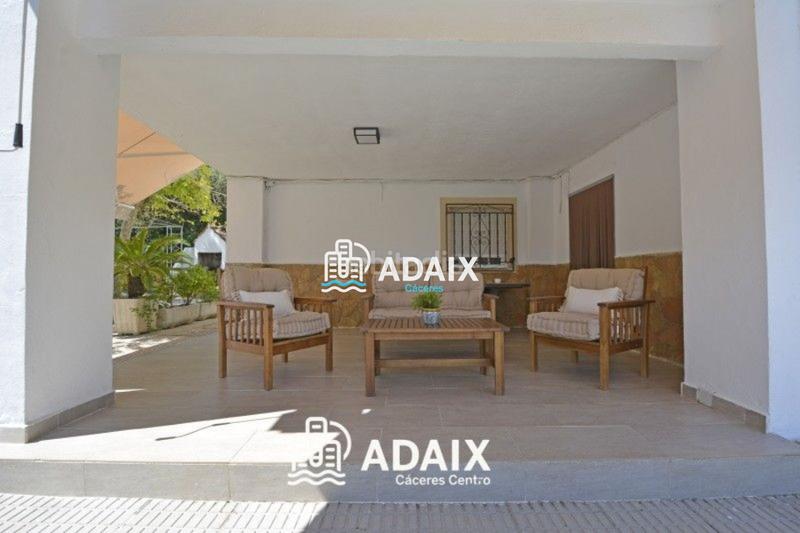 Foto 530bf67a-a5d8-4afc-b3de-960dc5203dbd. Maison avec piscine dans Campus Universitario Cáceres