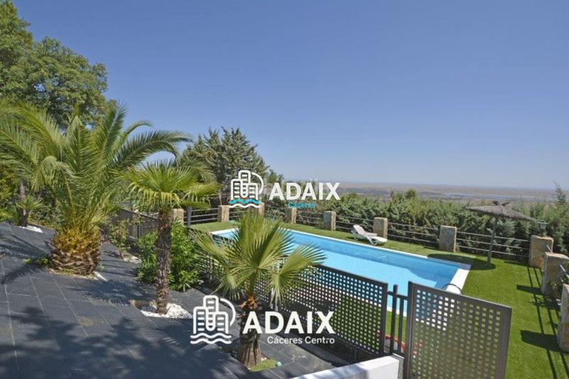 Foto d4a08e39-c377-4f70-9c2c-4715896deb31. Maison avec piscine dans Campus Universitario Cáceres