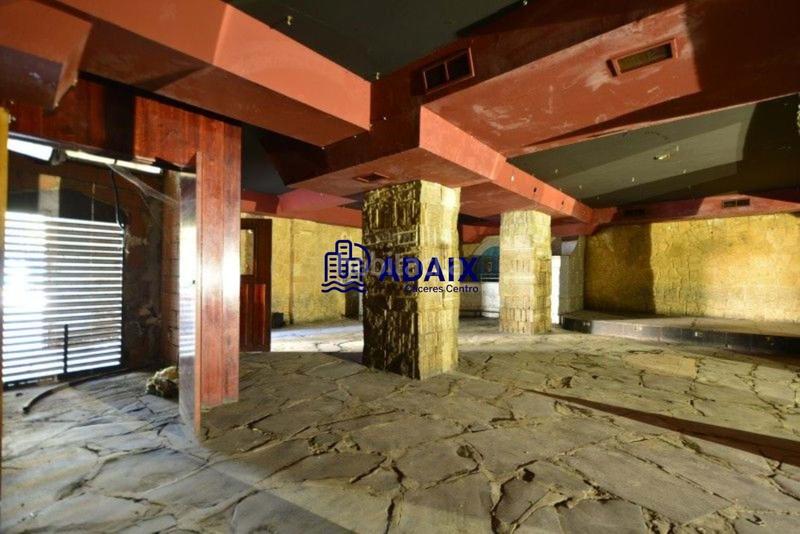 Foto 171b7eaf-da37-45c0-bf6d-495061e50845. Lloguer local comercial a Ruta de la Plata Cáceres