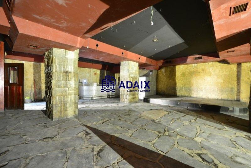 Foto e0cf08a1-913b-42a2-8308-0b15e571bc39. Lloguer local comercial a Ruta de la Plata Cáceres