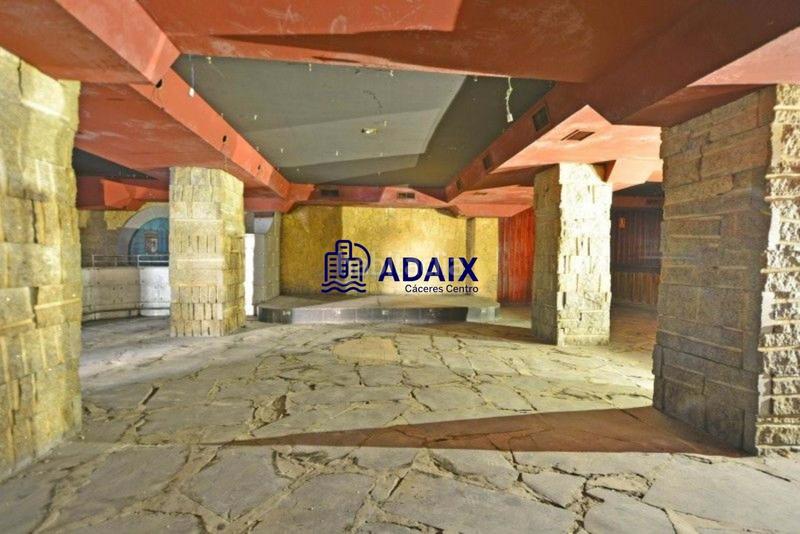 Foto 24df69ed-eef2-4a3e-b915-82a53999c376. Location local commercial dans Ruta de la Plata Cáceres
