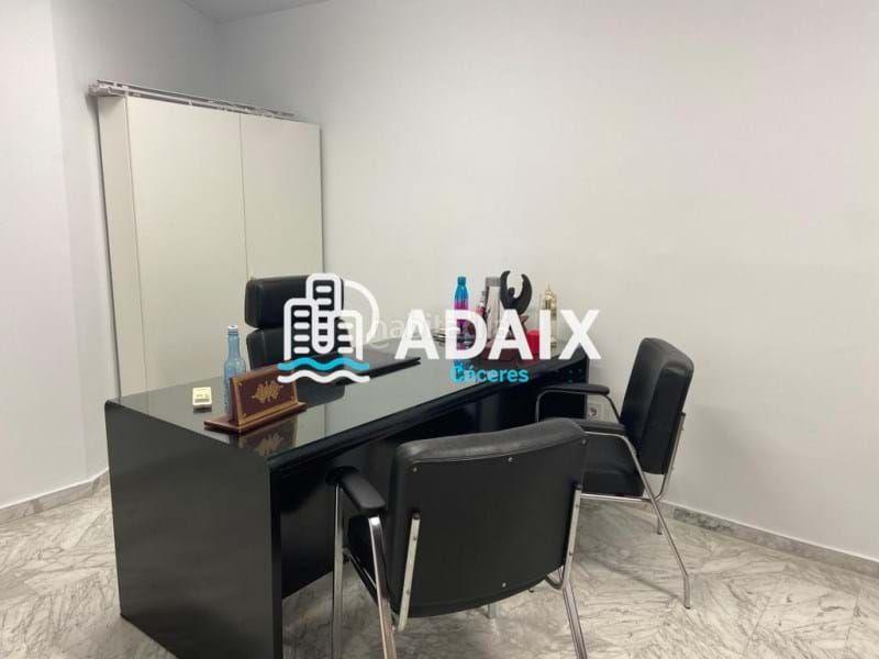 Foto 0ea26533-5b77-4d09-b9a3-1fa7be5087eb. Miete büro in Casco Antiguo Cáceres