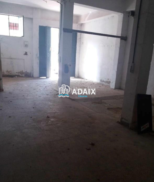 Foto 95705de6-d11f-4774-af44-fd109d0cfa2c. Miete geschäftsraum in Centro Cáceres