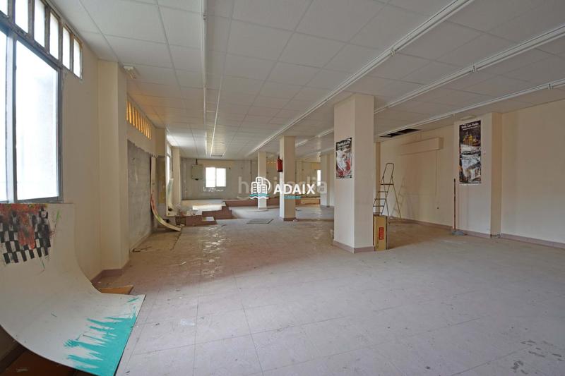 Foto cd7cbfa9-8460-44c7-a8c2-570d3532ad64. Alquiler local comercial local en alquiler , espectacular local en pleno Centro , situado en catedrático antonio silva, muy buen posici en Cáceres