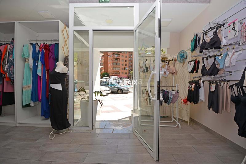 Foto 85f75564-c639-4158-a2fe-c8048c5afb6f. Lloguer local comercial a Centro Cáceres