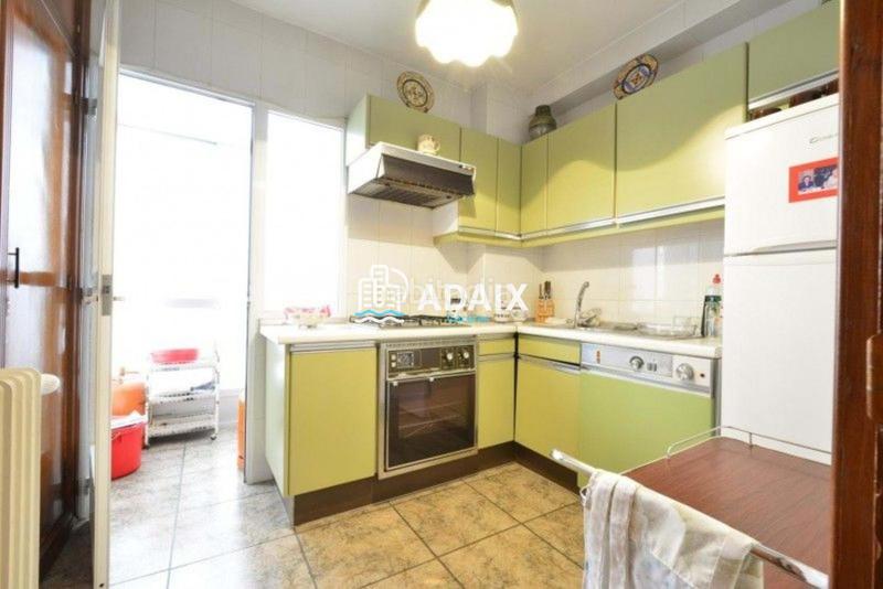 Foto ed7e0d59-5ee3-426a-a9d9-6bc7883ff540. Piso ubicación ideal este maravilloso piso en venta se encuentra en la av. virgen de montaña, en el corazón del Centro de la ciudad de en Cáceres