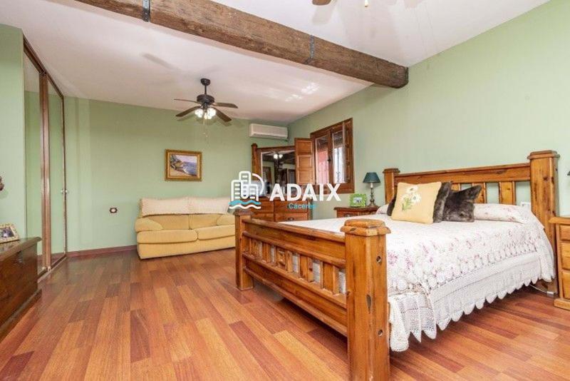 Foto 6049418b-4452-4f45-aea0-7254131ea272. Casa a Campus Universitario Cáceres