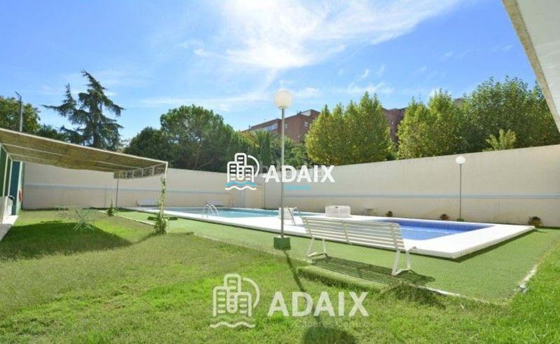 Foto 55cdad38-6735-4946-9b5d-51942fab32bc. Piso  en venta en el parque de cánovas, confort y ubicación excepcional un piso excepcional en el corazón , situ en Cáceres
