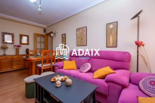 Pis  Calle santa lucia. Piso en venta en cáceres,fantástica oportunidad para jóvenes e i