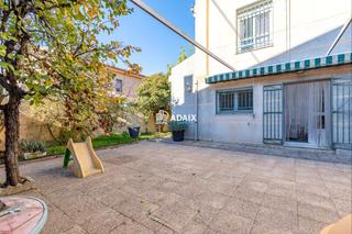 Xalet  Calle aries n.  (r). Este magnífico chalet cuenta con un espacio construido de 316 m