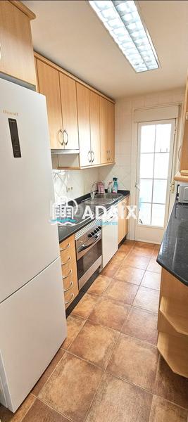 Foto ac6bbab9-9b44-46d5-b347-2ce56e18bc46. Etagenwohnung mit heizung in Casco Antiguo Cáceres