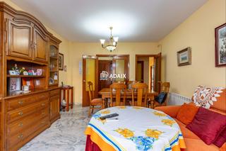 Pis  Calle juana elguezabal leguinazabal. Piso en venta en el centro de cáceres amplio y funcional, con 90