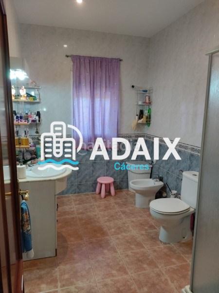 Foto b01f1bdb-1497-423f-ad50-feae0b45dde1. Casa a Estación Arroyo Malpartida Cáceres