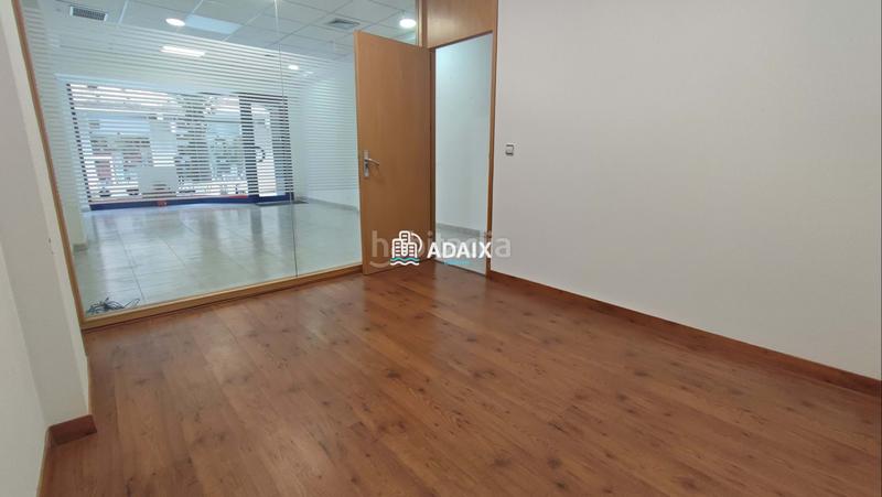 Foto f128bfb7-04b2-4b1c-8ffb-071a71e45a06. Affitto locale commerciale in Centro Cáceres