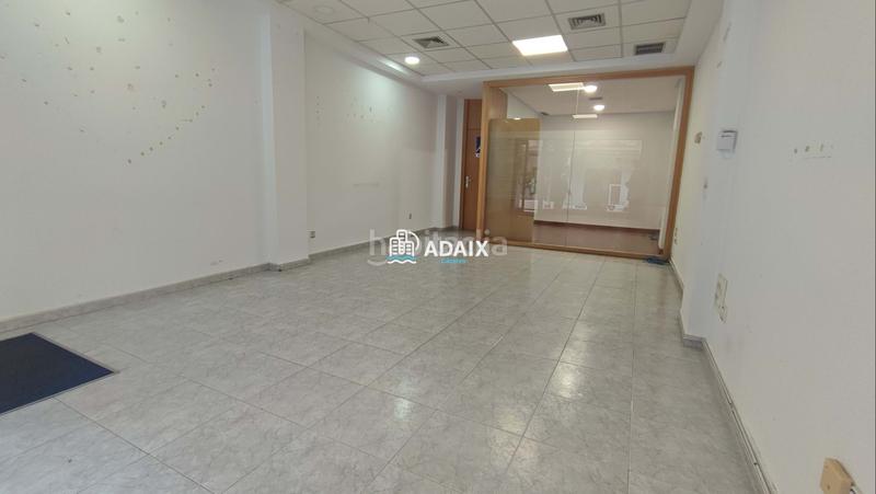 Foto ce7cea03-c30b-45bf-8aa9-3b58a2717b37. Lloguer local comercial a Centro Cáceres