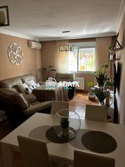 Casa  Calle peñalara. Casa adosada de 120 m en una planta en residencial gredos, con 4