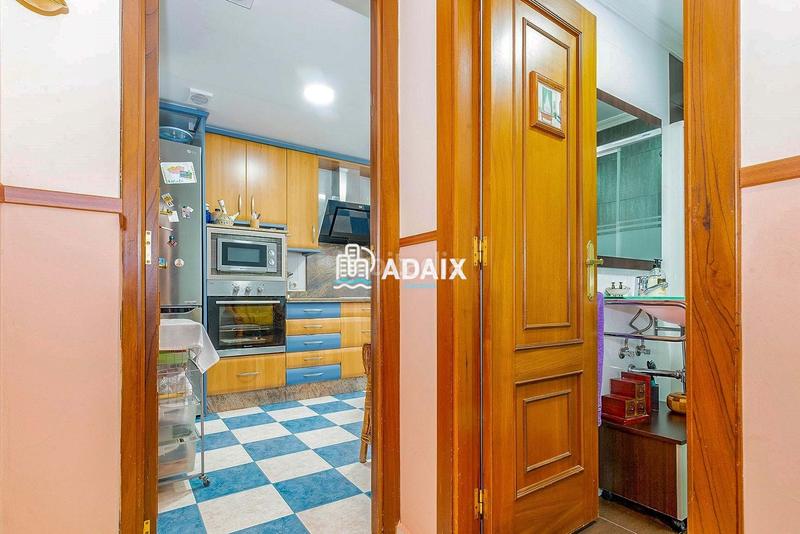 Foto 03969a50-c74b-432b-9065-50a9b671d983. Chalet  exclusivo en venta en los castellanos, comodidad, elegancia y calidad de vida a pocos minutos del centro te presenta en Cáceres