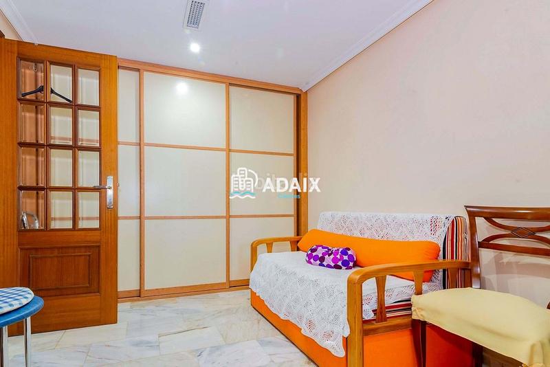 Foto 31aadaf1-f8d9-4b3b-89a0-0b7d9e0474fe. Chalet  exclusivo en venta en los castellanos, comodidad, elegancia y calidad de vida a pocos minutos del centro te presenta en Cáceres