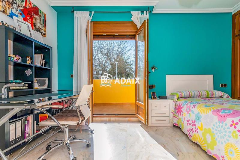 Foto e8eff277-cc77-4056-a29c-94a2bd754d6a. Chalet  exclusivo en venta en los castellanos, comodidad, elegancia y calidad de vida a pocos minutos del centro te presenta en Cáceres