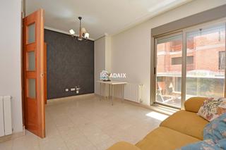 Lloguer Pis  Calle dionisio acedo. Alquiler exclusivo en cáceres! moderno piso de 3 dormitorios con