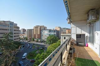 Location Appartement  Avenida hernán cortes nº  a de cáceres. Piso sin amueblar en alquiler en el centro de cáceres