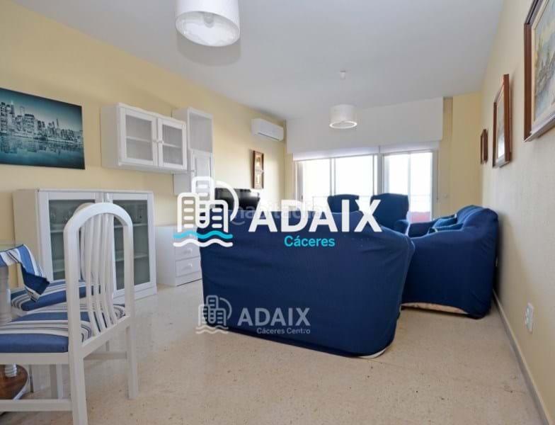 Foto ce04ad7a-9909-4e07-8fae-e10a79be58f7. Affitto appartamento con riscaldamento parcheggio in Cáceres