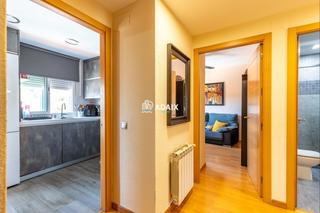 Apartament  Cl calatayud  es:e pl: pt:c  caceres (cáceres). Dúplex con garaje y trastero en zona consolidada, listo para ent