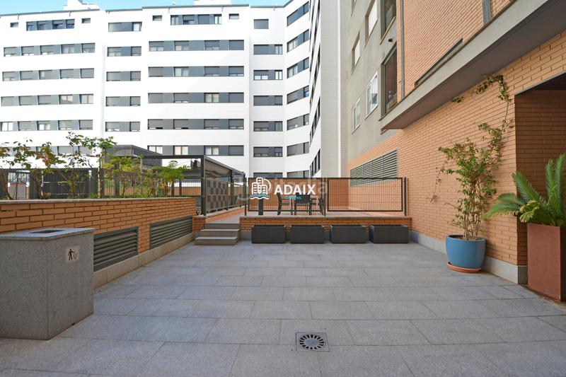 Foto 6704aaad-a557-405b-8fd5-6e8fb72b8bef. Pis amb calefacció aparcament piscina a Centro Cáceres