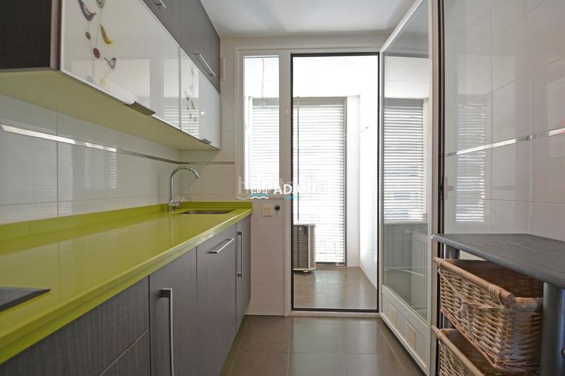 Foto b3464ea7-960a-43dd-873c-d81582aedb15. Pis amb calefacció aparcament piscina a Centro Cáceres