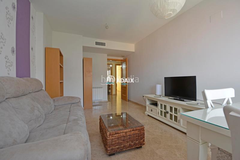 Foto c9b16509-35e8-40b3-b22d-09be04588a8e. Pis amb calefacció aparcament piscina a Centro Cáceres