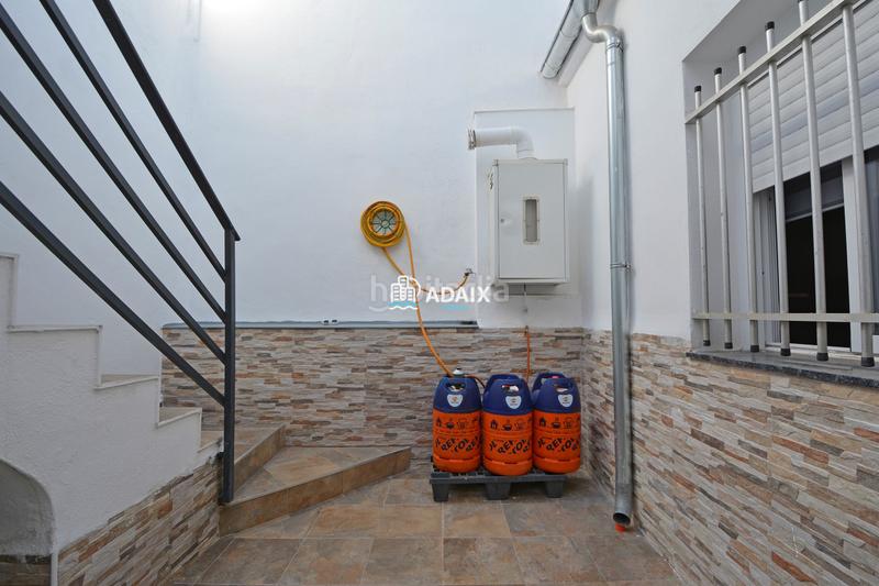Foto 4090d1ef-1ec1-434f-a5f4-57d44847ae77. Casa adossada a Casco Antiguo Cáceres