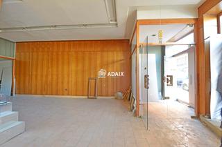 Affitto Locale commerciale  Cl leon leal  es:e pl: pt:  caceres (cáceres). Local con grandes escaparates en venta tu próximo proyecto de ne