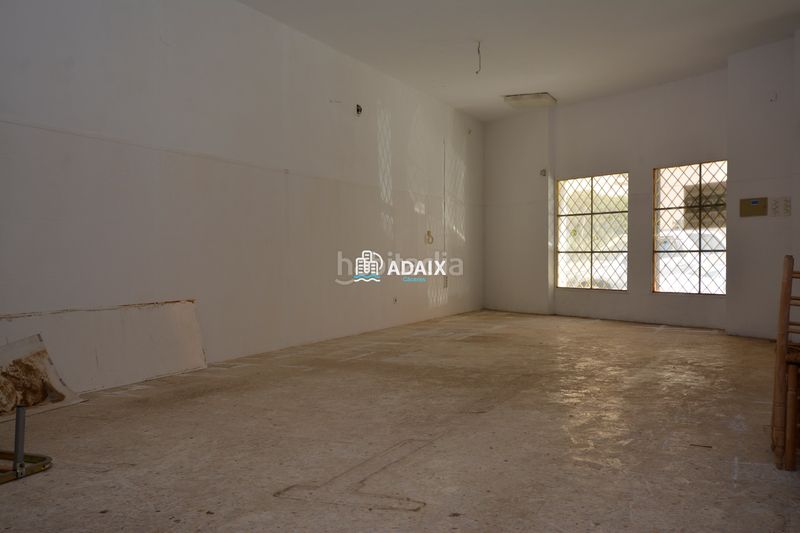 Foto e4b46e83-b0f5-41db-b1ed-d76154741bfa. Local comercial a Centro Cáceres