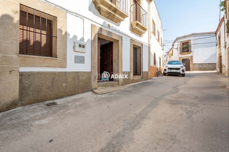 Foto 0da46b71-fb87-4a45-8b4b-1fb95361544d. Casa adossada a Brozas
