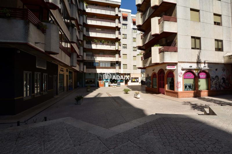 Foto 792180ff-b731-4570-a8a1-f3ae7cf351a0. Lloguer local comercial a Centro Cáceres