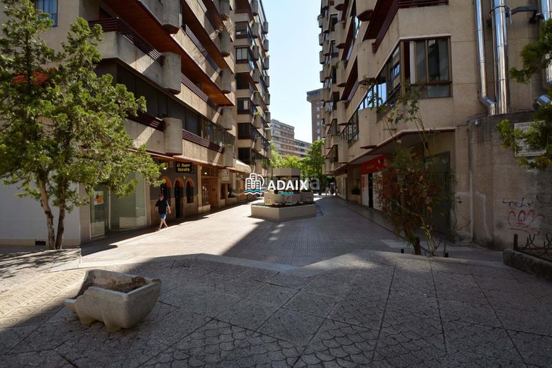 Foto 8c53cb69-3b35-40d1-984c-575b92a8f19c. Location local commercial dans Centro Cáceres