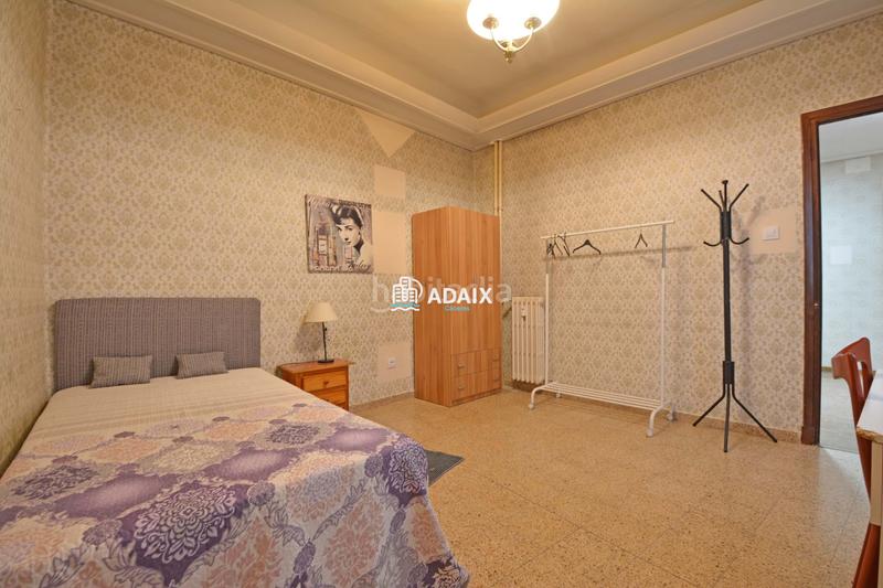 Foto 4b43f2cf-6a22-476c-bb5d-8fd2b46bc4af. Location appartement dans Centro Cáceres