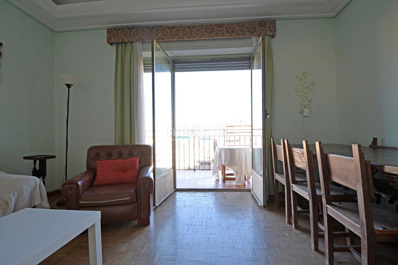 Foto 83db6edd-286c-46fa-975a-9ebf39a22889. Alquiler piso en Centro Cáceres