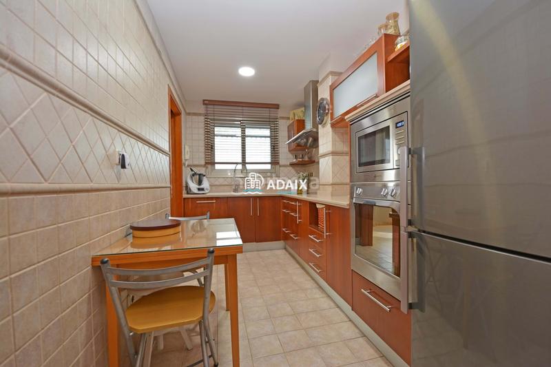 Foto 1396522d-330d-479a-9715-c2a6019d8f83. Maison jumelée avec chauffage dans Casco Antiguo Cáceres