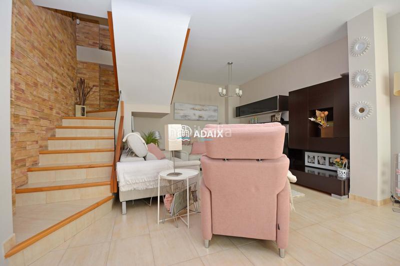 Foto 3d392fe1-77bf-4808-b451-44d94c54643e. Maison jumelée avec chauffage dans Casco Antiguo Cáceres