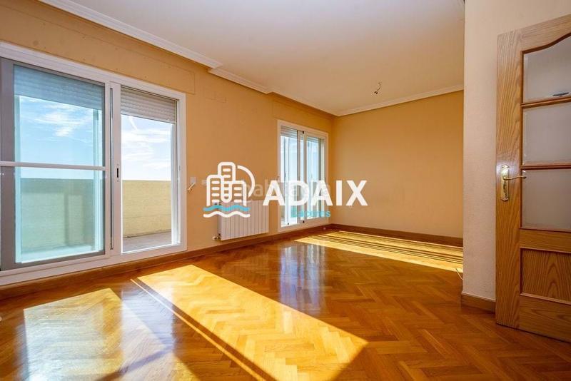 Foto 140459c2-7357-4c6a-aaa8-06bdd39962da. Appartamento con riscaldamento parcheggio piscina in Cáceres