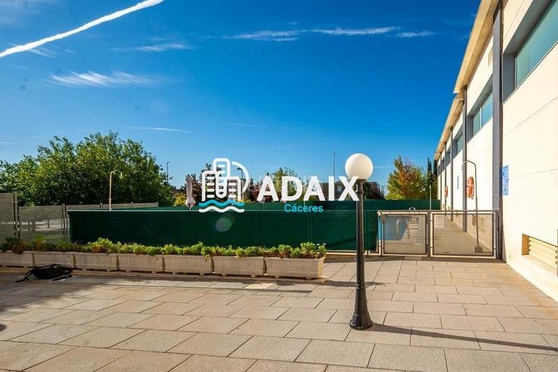 Foto 320309e3-acf9-4d70-b5c5-755e3638352c. Appartamento con riscaldamento parcheggio piscina in Cáceres