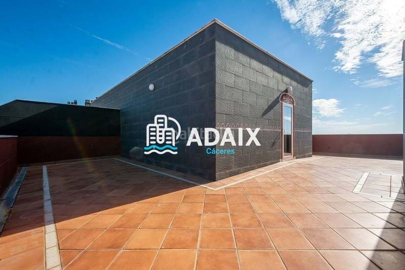 Foto 4a4960f1-e548-4828-bb6d-e1d6008cdb6b. Appartamento con riscaldamento parcheggio piscina in Cáceres