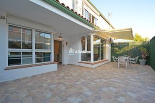 Haus  Calle alonso zamora vicente. Adosado en venta en cáceres.magnífico unifamiliar adosado en res