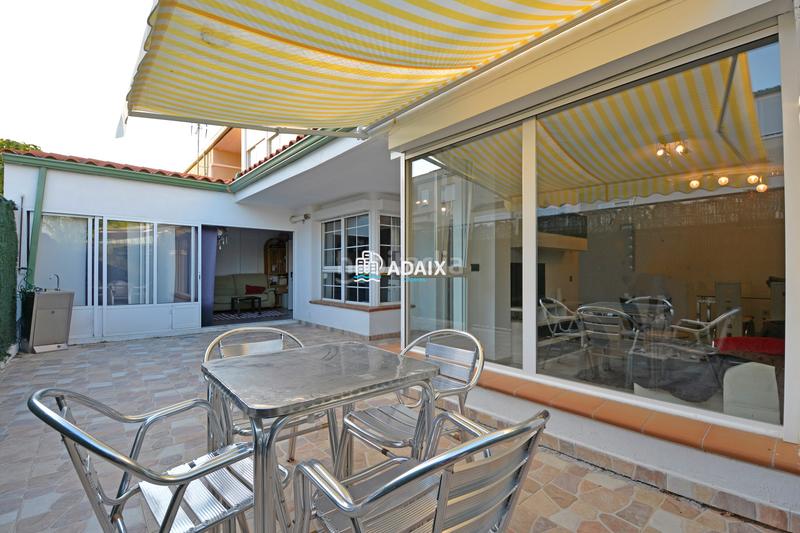 Foto f980ef16-2365-446d-bba0-cd8e02d89029. Casa con riscaldamento parcheggio in Campus Universitario Cáceres