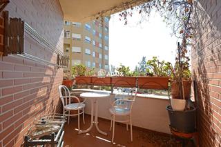 Pis  Cl doana  es: pl: pt:a  caceres (cceres). Piso exclusivo con garaje y terraza en zona viveroubicado en la