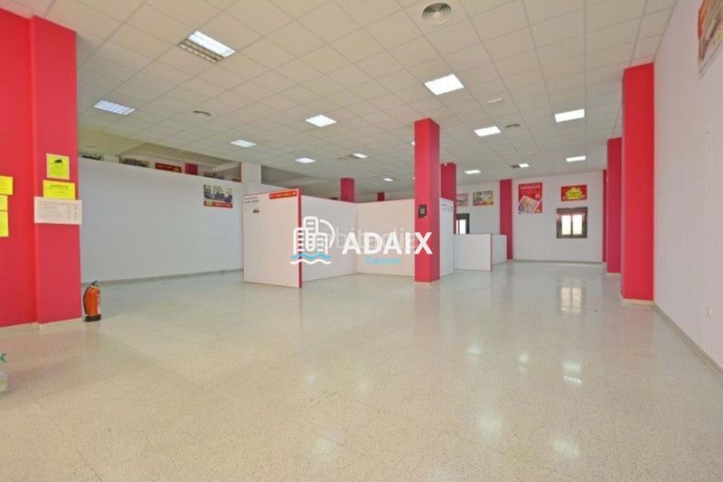 Foto 0fe7355b-b5fd-43cd-96d0-a60fb0f86dd5. Local comercial a Centro Cáceres