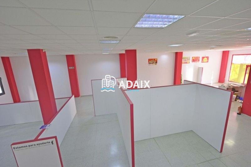 Foto 7dcd2b1e-b1f3-4ab5-b3da-5544dfa77eb0. Local comercial a Centro Cáceres