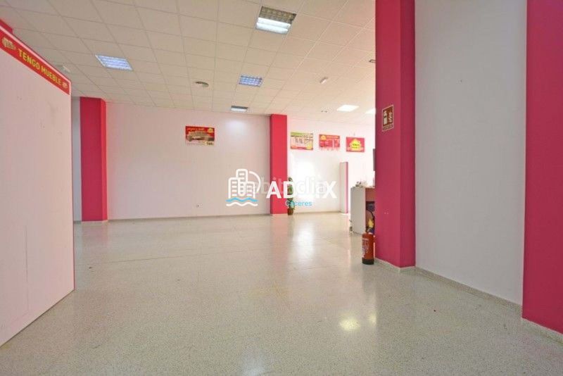 Foto 8a6f5934-b5aa-4065-951e-5110333d5107. Local comercial a Centro Cáceres