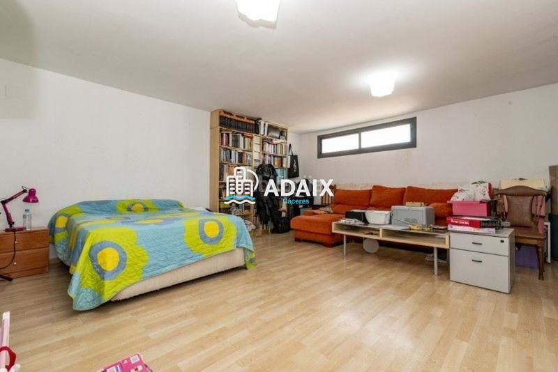 Foto 79e85f1d-b1ba-4396-af4b-a0c37325d1d1. Casa con riscaldamento parcheggio in nuevo Cáceres Cáceres